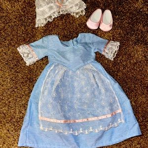 American Girl retired Elizabeth Cole’s Tea Time dress